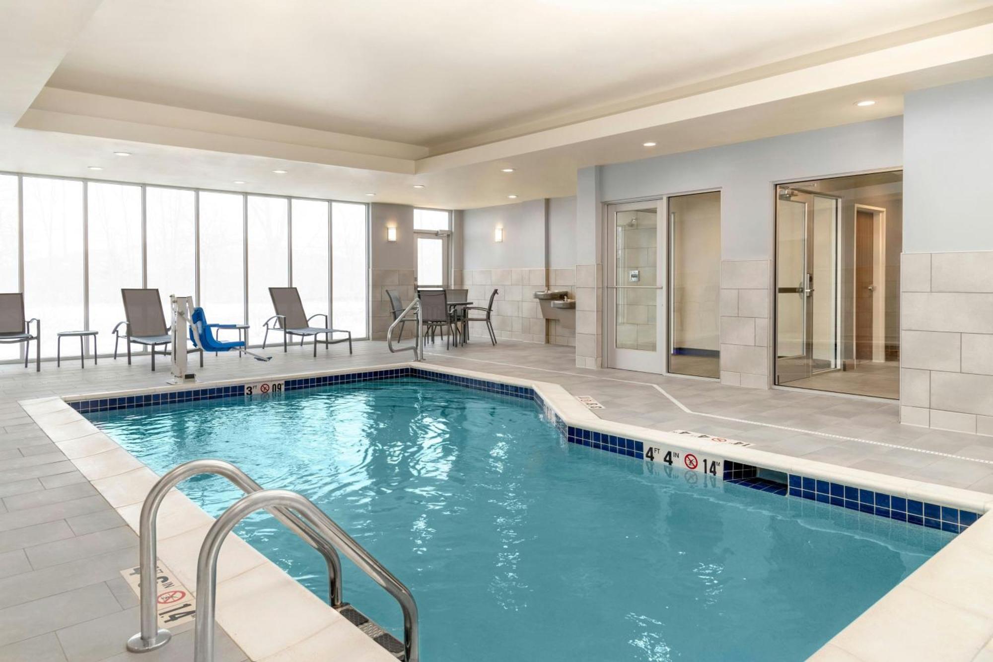 Fairfield By Marriott Inn & Suites Detroit Taylor Extérieur photo